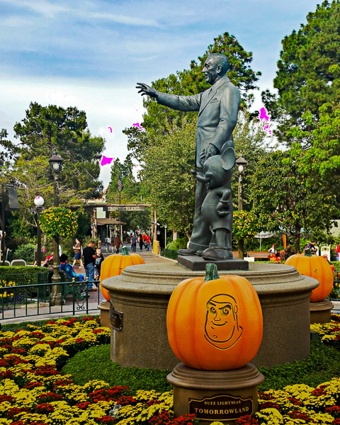 Walt Diney and Mickey Mouse sculpture